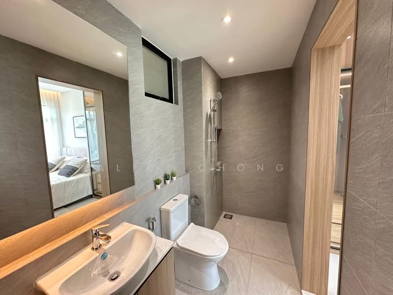 Service Residence for Sale at Topaz @ Crest@Austin - Alice Chong - Bathroom - PropertyGuru.com.my