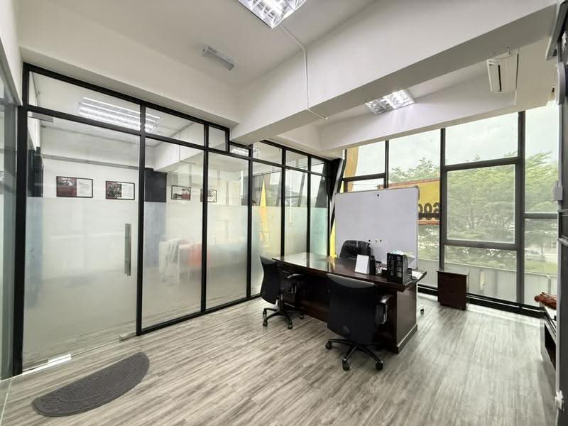Shop / Office untuk Disewa di Setia Alam (Selangor) - Calvin Lim - Interior - PropertyGuru.com.my