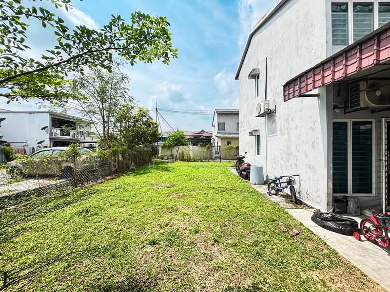 2-storey Terraced House for Sale in Seksyen 17 (Shah Alam) - Firdaus Hamidun - Exterior - PropertyGuru.com.my