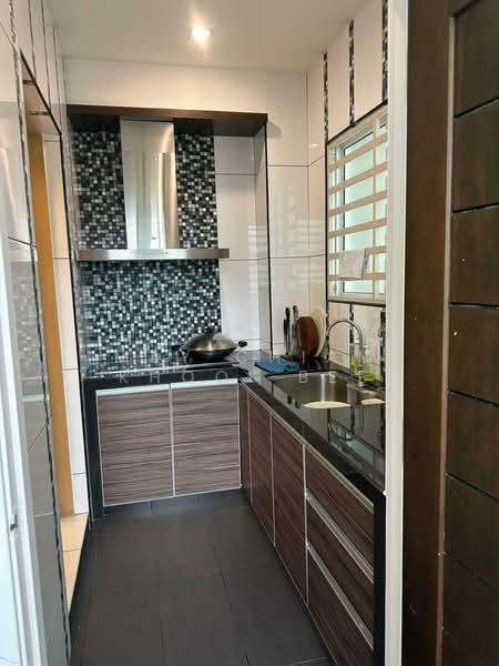 Condominium for Sale at I-Regency Condominium (Ideal Regency) - May Chiam Khooi Bee - Kitchen - PropertyGuru.com.my