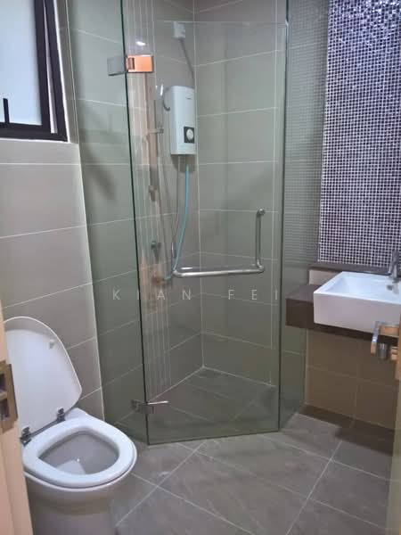 Servis Apartment untuk Disewa di Nova Saujana - Kian Fei - Bathroom - PropertyGuru.com.my