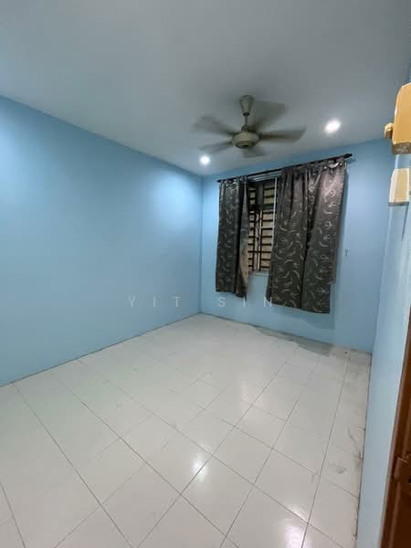 Rumah Teres 2 Tingkat untuk Dijual di Bandar Putra (Kulai) - Yit Sin - Interior - PropertyGuru.com.my