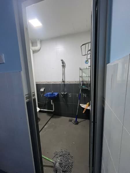 Rumah Teres 1 Tingkat untuk Disewa di Bandar Putra (Kulai) - Yit Sin - Bathroom - PropertyGuru.com.my