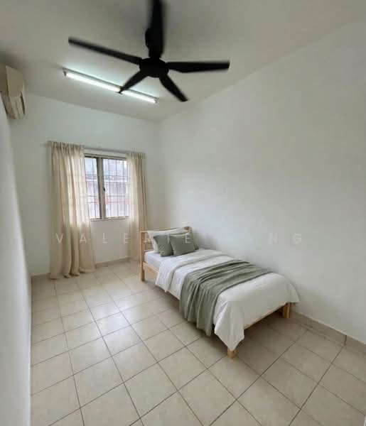 Pangsapuri untuk Dijual di Melur Apartment - Valerie Tang - Bedroom - PropertyGuru.com.my