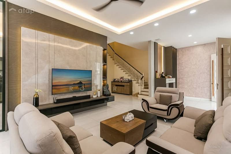 Rumah Teres 2 Tingkat untuk Dijual di Taman Dato Onn (Johor Bahru) - Roger Lee - Living Room - PropertyGuru.com.my