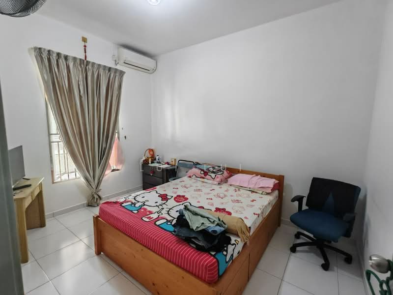 2-storey Terraced House for Sale in Setia Tropika (Johor Bahru) - Lui Lui - Bedroom - PropertyGuru.com.my