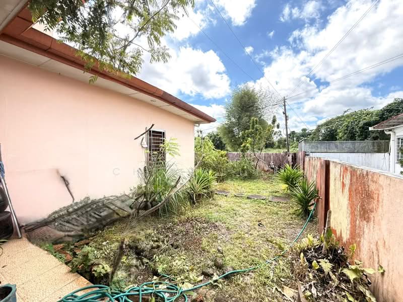 Semi-Detached House for Sale in Poh Kwong Park (Kuching) - Cherry Lee - Exterior - PropertyGuru.com.my