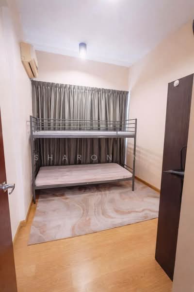 Servis Apartment untuk Dijual di Royal Strand @ Country Garden Danga Bay - Sharon Ng - Bedroom - PropertyGuru.com.my