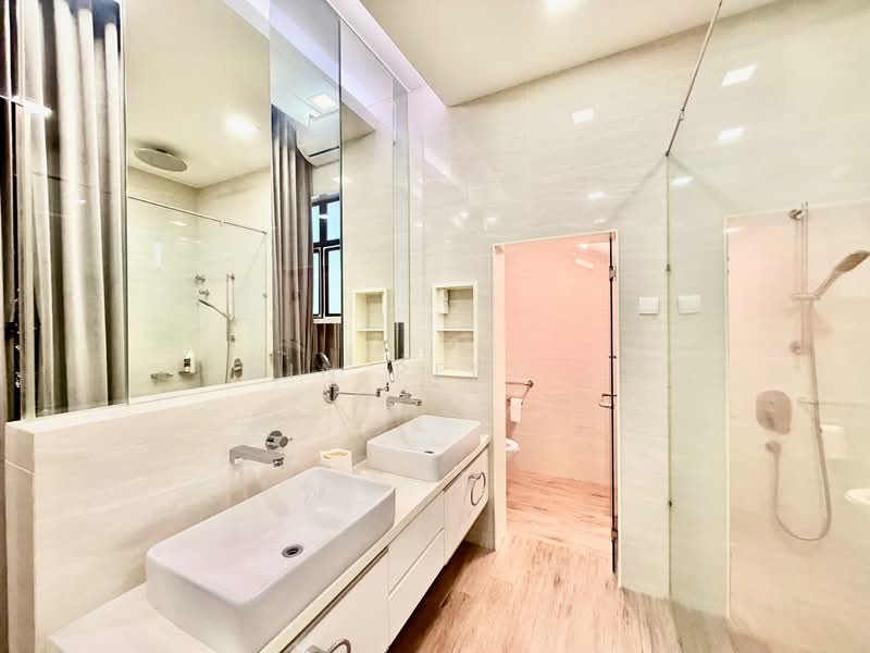 2-storey Terraced House for Sale in Taman Tun Dr Ismail (Kuala Lumpur) - Yin Peng . - Bathroom - PropertyGuru.com.my