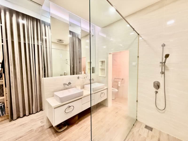 2-storey Terraced House for Sale in Taman Tun Dr Ismail (Kuala Lumpur) - Yin Peng . - Bathroom - PropertyGuru.com.my