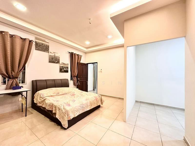 2-storey Terraced House for Sale in Taman Nusa Sentral (Iskandar Puteri (Nusajaya)) - Nat Sin - Bedroom - PropertyGuru.com.my