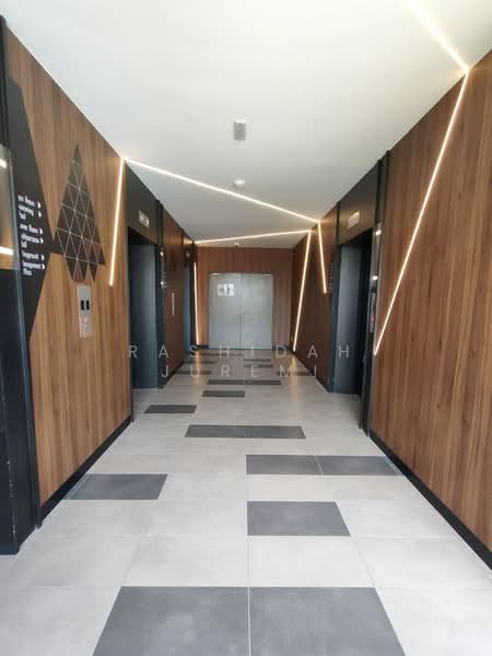 Condominium for Sale at Platinum Splendor Residence - Rashidah Juremi - Corridor - PropertyGuru.com.my
