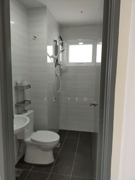 Condominium for Sale at Lavender Residences - KS Yeo - Bathroom - PropertyGuru.com.my