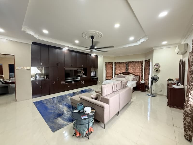Bungalow for Sale in Kampung Sungai Kantan (Kajang) - Ridwan Ibrahim - Bedroom - PropertyGuru.com.my