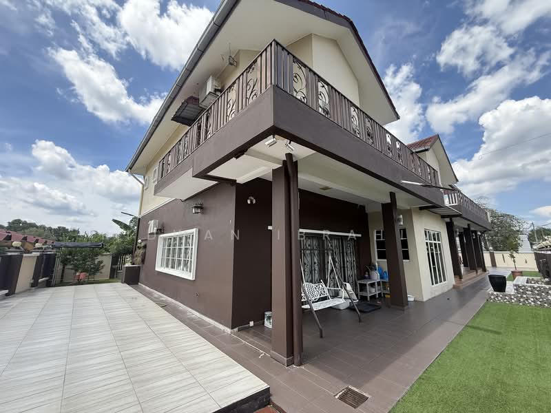 Bungalow for Sale in Kampung Sungai Kantan (Kajang) - Ridwan Ibrahim - Exterior - PropertyGuru.com.my
