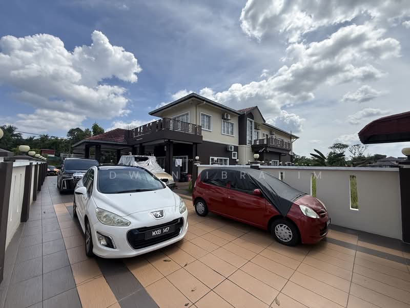 Bungalow for Sale in Kampung Sungai Kantan (Kajang) - Ridwan Ibrahim - Exterior - PropertyGuru.com.my