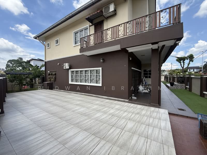 Bungalow for Sale in Kampung Sungai Kantan (Kajang) - Ridwan Ibrahim - Exterior - PropertyGuru.com.my