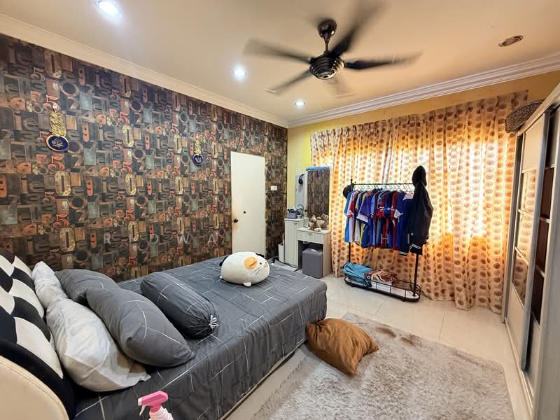 Bungalow for Sale in Kampung Sungai Kantan (Kajang) - Ridwan Ibrahim - Bedroom - PropertyGuru.com.my