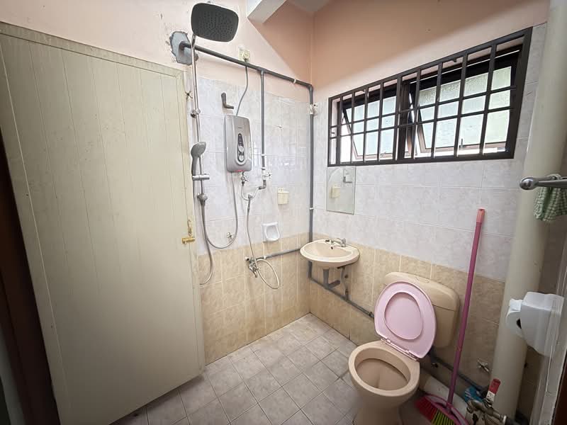 2-storey Terraced House for Sale in Menglembu (Perak) - Vivien Ng - PropertyGuru.com.my