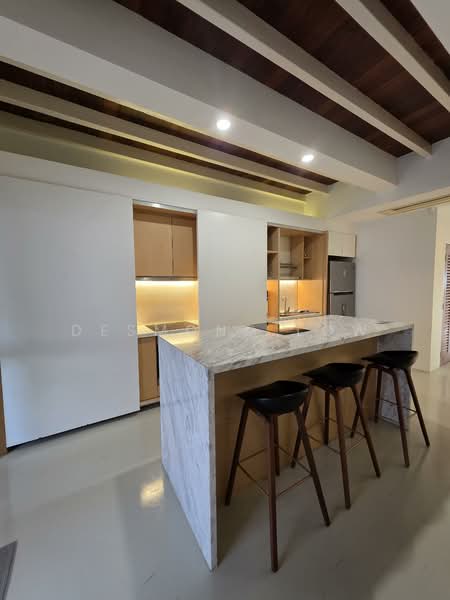 Untuk Disewa - 3 Storey Terrace House, Tanjung Bungah