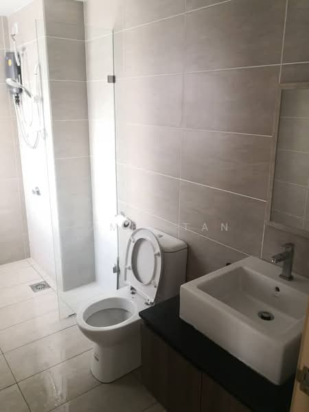 Servis Apartment untuk Disewa di Maisson - James Tan - Bathroom - PropertyGuru.com.my
