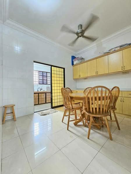 Rumah Teres 1 Tingkat untuk Dijual di Taman Johor Jaya (Johor Bahru) - Iden Tan - Kitchen - PropertyGuru.com.my