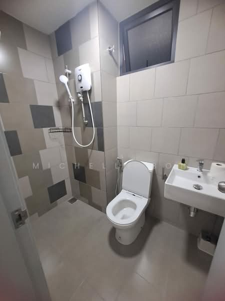 Servis Apartment untuk Disewa di Helix2 @ PJ South - Michelle Boh - Bathroom - PropertyGuru.com.my