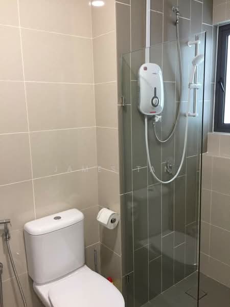 Kondominium untuk Disewa di Urbana Residences - James Tan - Bathroom - PropertyGuru.com.my