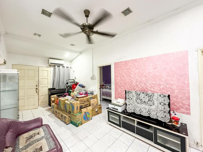 1-storey Terraced House for Sale in Taman Cheras Jaya (Cheras) - Ahmad Fikri Amer Hamzah - Living Room - PropertyGuru.com.my