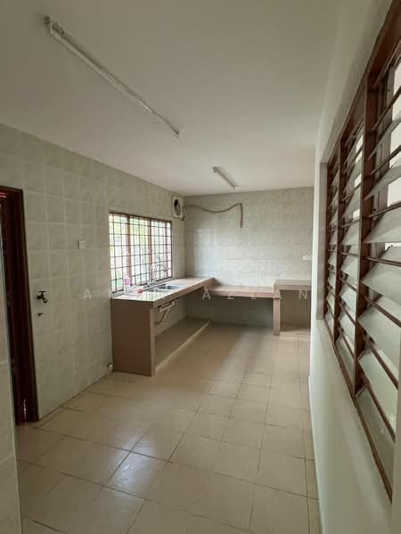 Rumah Teres 1 Tingkat untuk Dijual di Taman Kajang Utama (Kajang) - Amin Azlan - Kitchen - PropertyGuru.com.my
