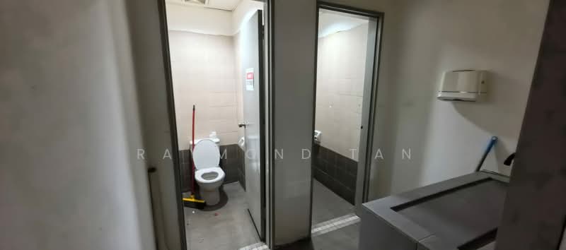 Kedai untuk Disewa di Petaling Jaya (Selangor) - Raymond Tan - Bathroom - PropertyGuru.com.my
