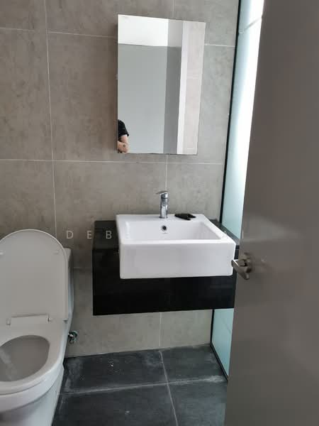 Servis Apartment untuk Dijual di Epic Residence - Debby Chai - Bathroom - PropertyGuru.com.my