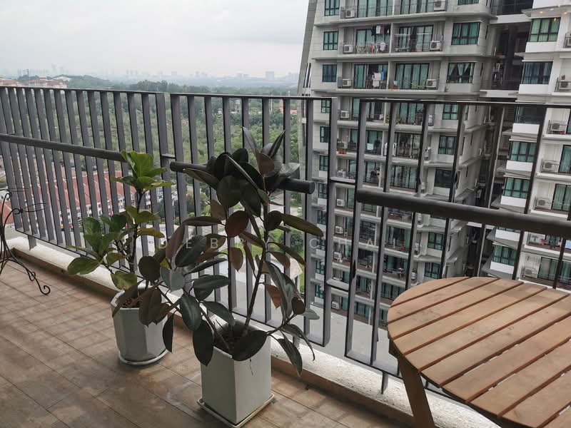 Servis Apartment untuk Dijual di Epic Residence - Debby Chai - Balcony - PropertyGuru.com.my