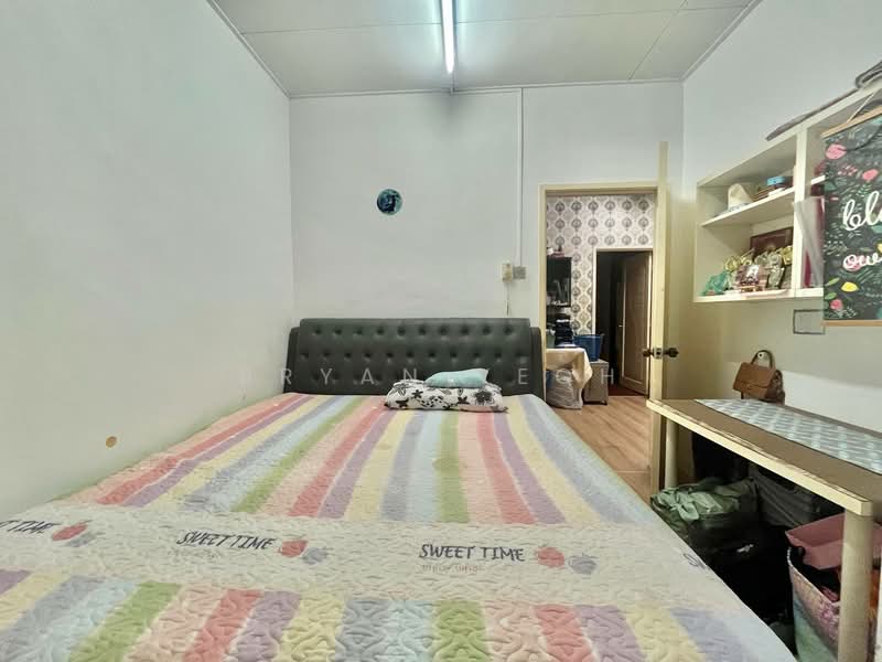 Rumah Teres 2 Tingkat untuk Dijual di Taman TTDI Jaya (Shah Alam) - Bryan Yeoh - Bedroom - PropertyGuru.com.my