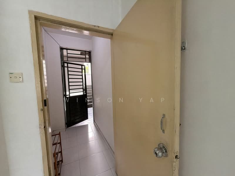 Rumah Flat untuk Disewa di Taman Gaya - Winson Yap - Entrance - PropertyGuru.com.my