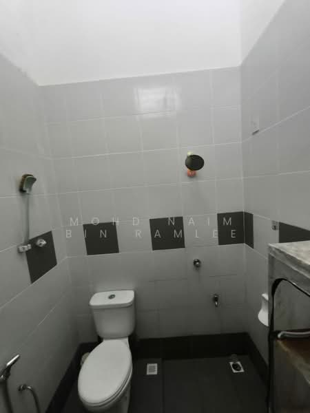Terraced House for Sale in Kulim (Kedah) - Mohd Naim Bin Ramlee - Bathroom - PropertyGuru.com.my