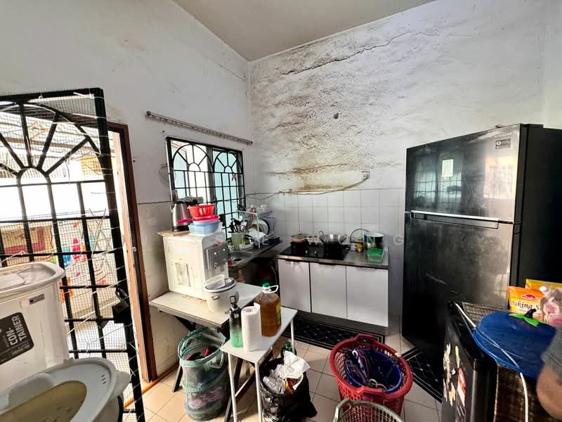 2-storey Terraced House for Sale in Taman Pelangi (Rawang) - Jessie Wong - Kitchen - PropertyGuru.com.my