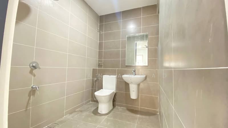 Rumah Teres 2 Tingkat untuk Dijual di Bukit Jelutong (Shah Alam) - Azman Ahmad - PropertyGuru.com.my