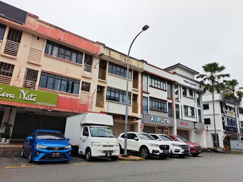 Kedai / Pejabat untuk Disewa di Seksyen U1 (Glenmarie) - sk Yeo - Exterior - PropertyGuru.com.my