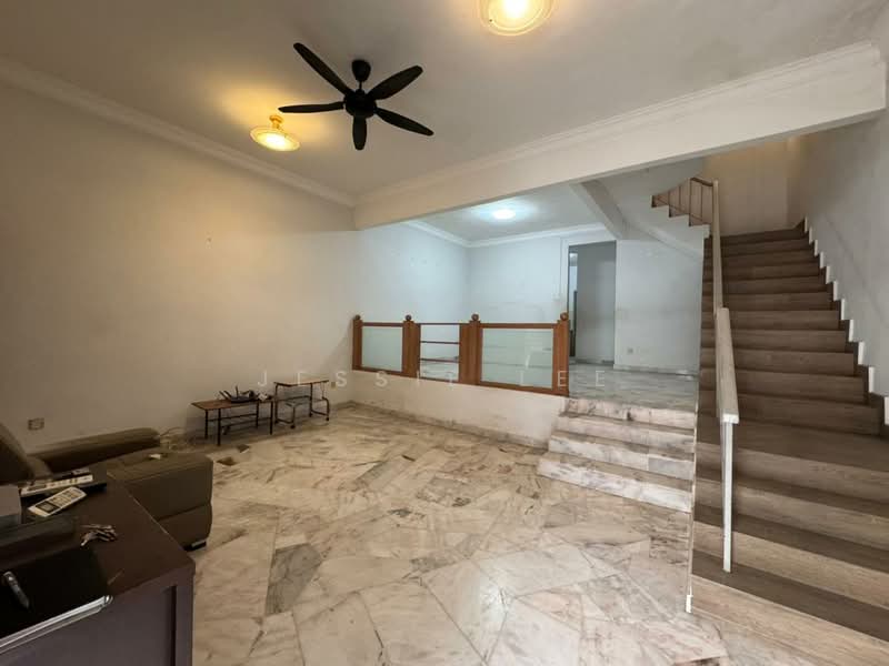 Rumah Teres 2 Tingkat untuk Dijual di Sungai Long (Bandar Sungai Long) - Jessie Lee - Living Room - PropertyGuru.com.my