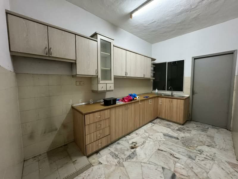 Rumah Teres 2 Tingkat untuk Dijual di Sungai Long (Bandar Sungai Long) - Jessie Lee - Kitchen - PropertyGuru.com.my