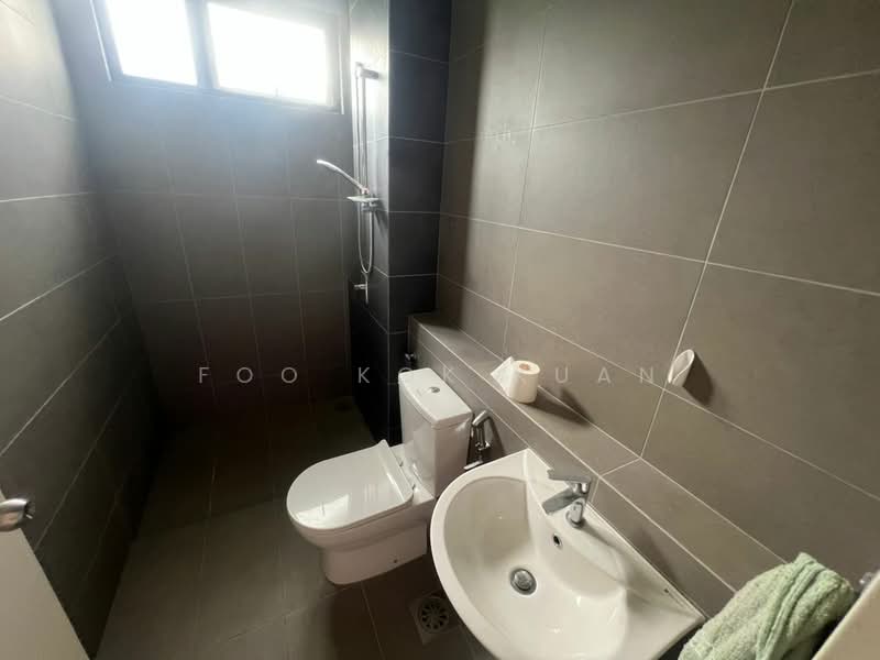 2-storey Terraced House for Sale in Bandar Gamuda Gardens (Rawang) - Kelton Foo - Bathroom - PropertyGuru.com.my