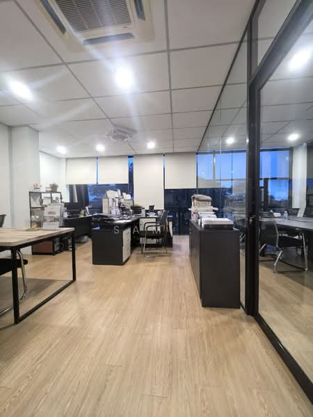 Office for Rent in Ipoh (Perak) - Sam . - Interior - PropertyGuru.com.my