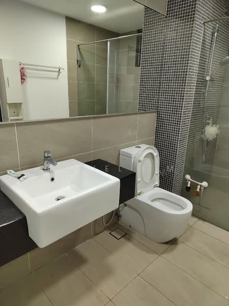 Pangsapuri untuk Disewa di V Residence Suites @ Sunway Velocity - Daniel Lim - Bathroom - PropertyGuru.com.my