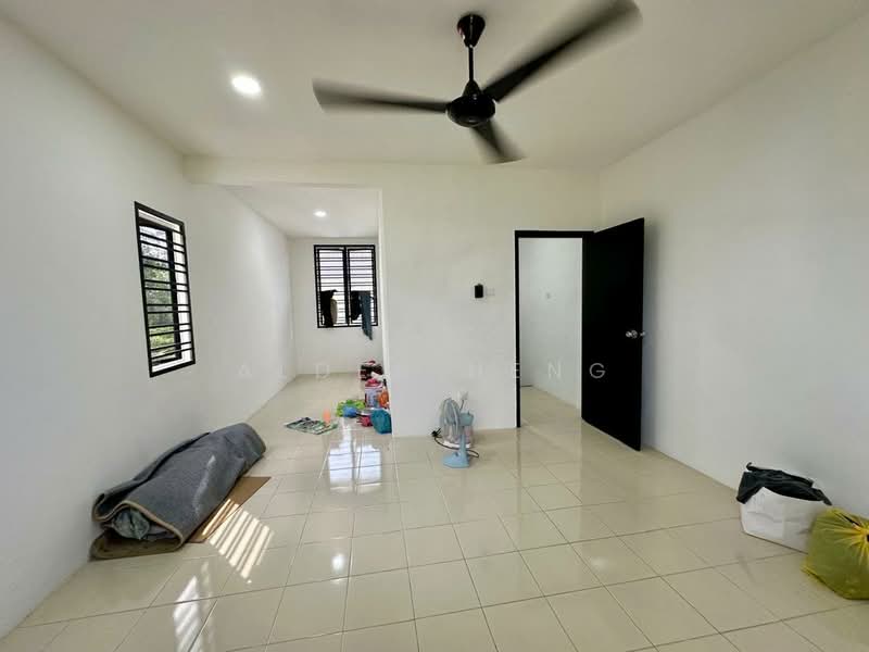 3-storey Terraced House for Sale in Taman Megah Ria (Masai) - Alden Heng - PropertyGuru.com.my