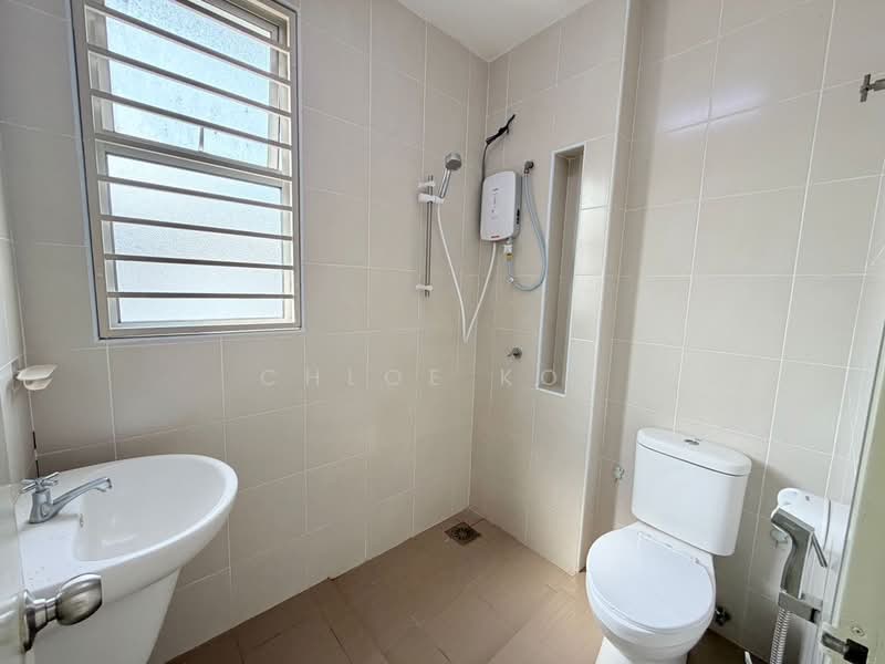 2-storey Terraced House for Sale in Rawang (Selangor) - Chloe Kok - Bathroom - PropertyGuru.com.my