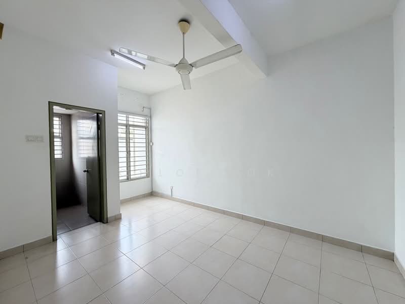 2-storey Terraced House for Sale in Rawang (Selangor) - Chloe Kok - PropertyGuru.com.my