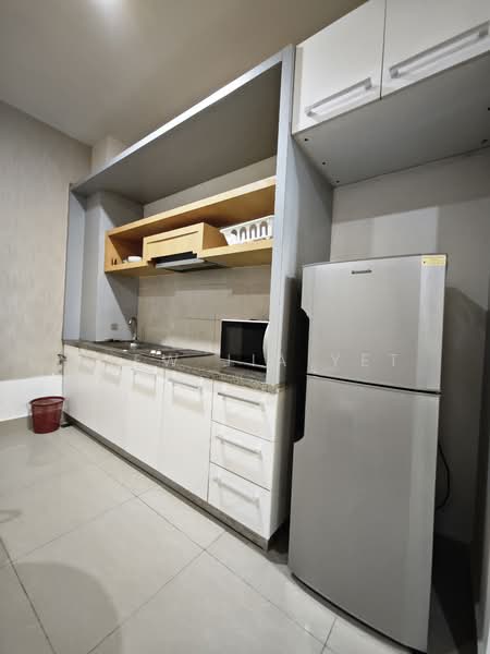 Condominium for Rent at Shaftsbury Residence - Siew Jia Yet - Kitchen - PropertyGuru.com.my