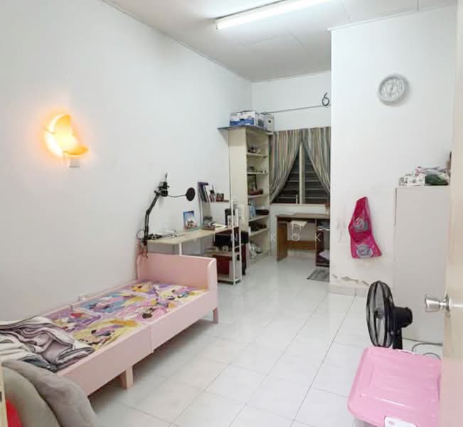 Rumah Teres 2.5 Tingkat untuk Dijual di Balakong (Cheras) - Calvin Kok - Bedroom - PropertyGuru.com.my