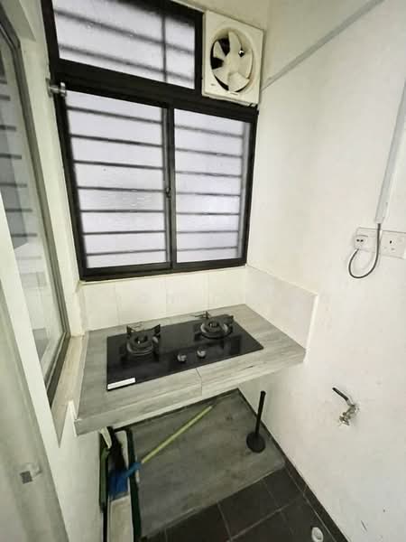 Kondominium untuk Dijual di Residensi Zamrud - Eldon Chong - Kitchen - PropertyGuru.com.my